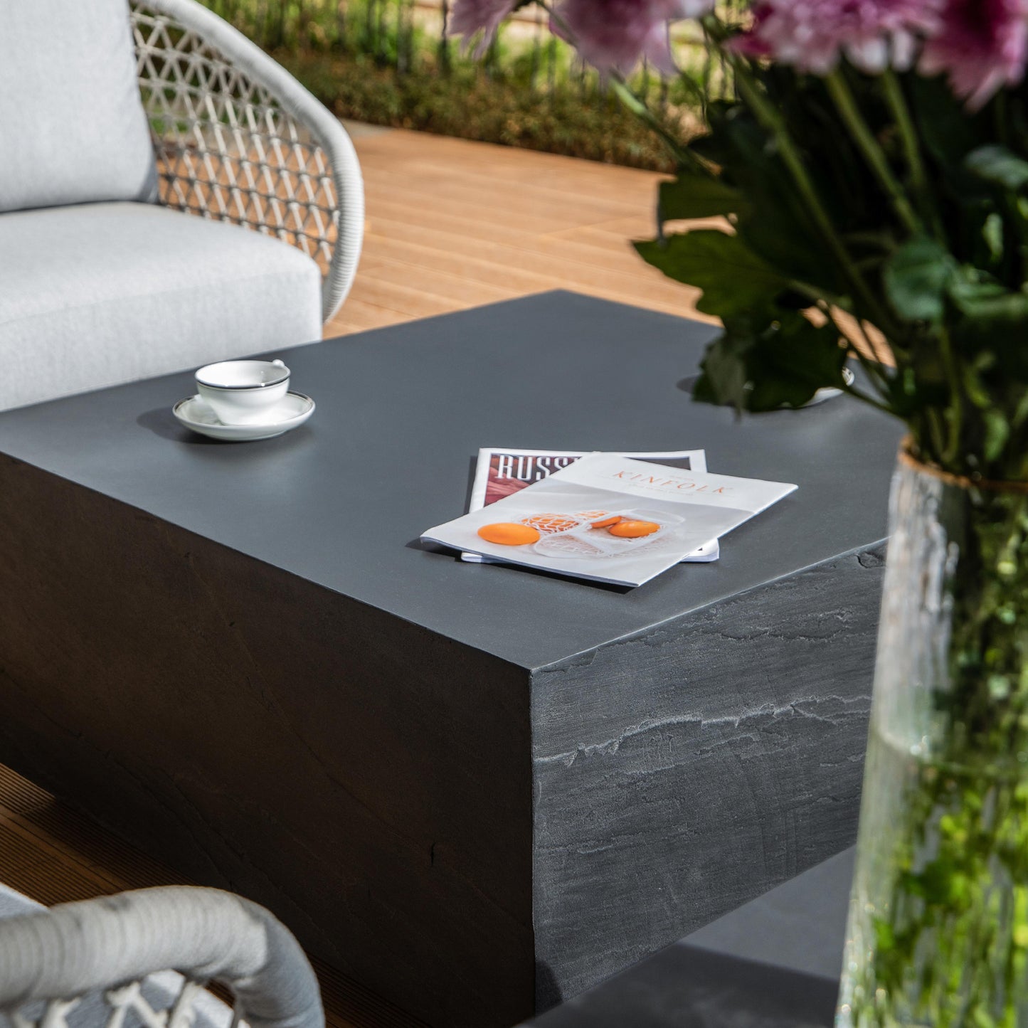 Elementi¨ Colorado GRC Medium Coffee Table in Slate Black