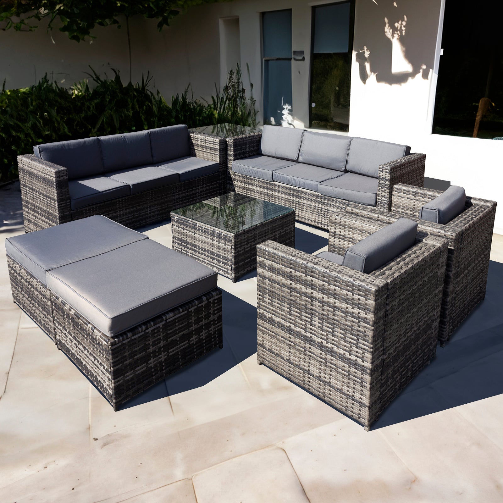 Oseasons¨ Malta Rattan 10 Seat U-Shape Set in Grey Walnut with 2 Footstools