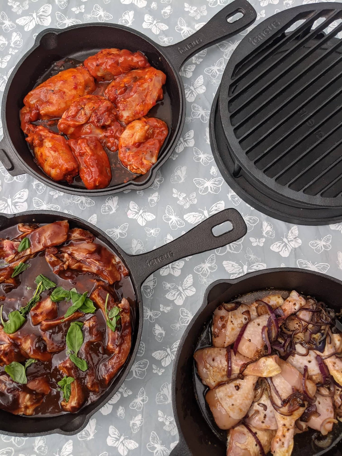 Igneus 3-Part Cast Iron Pan Set: Versatile Cooking Essentials for Wood-Fired Ovens