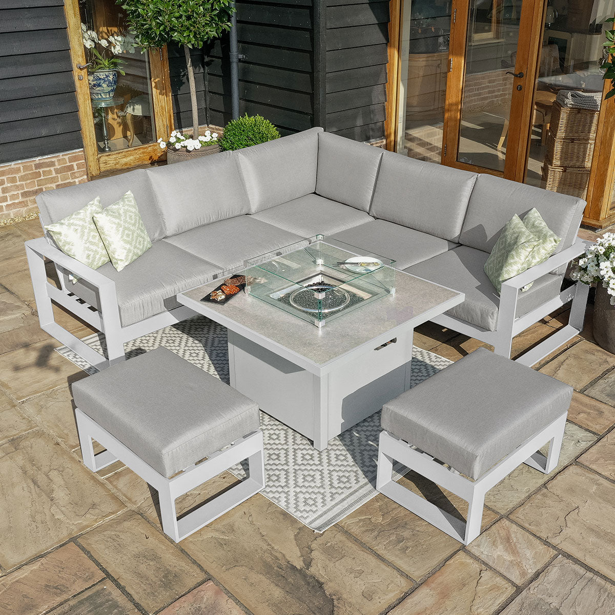 Amalfi Small Corner Group With Fire Pit Table in White