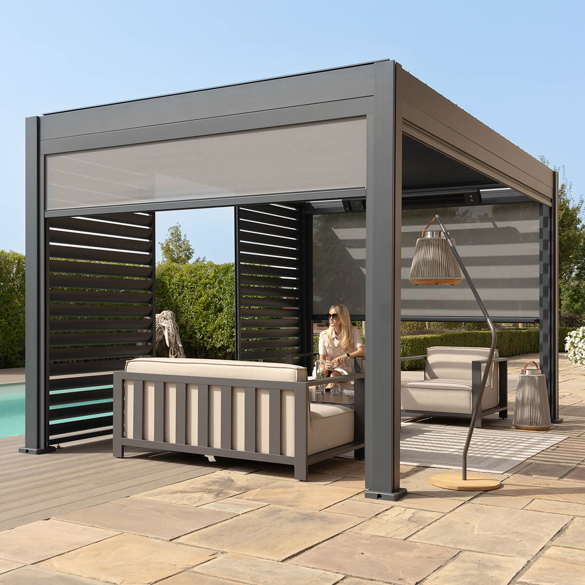 Eden Pergola Aluminium Rectangular 30x40 / Louvre Wall 4m / 3x Blinds / Grey