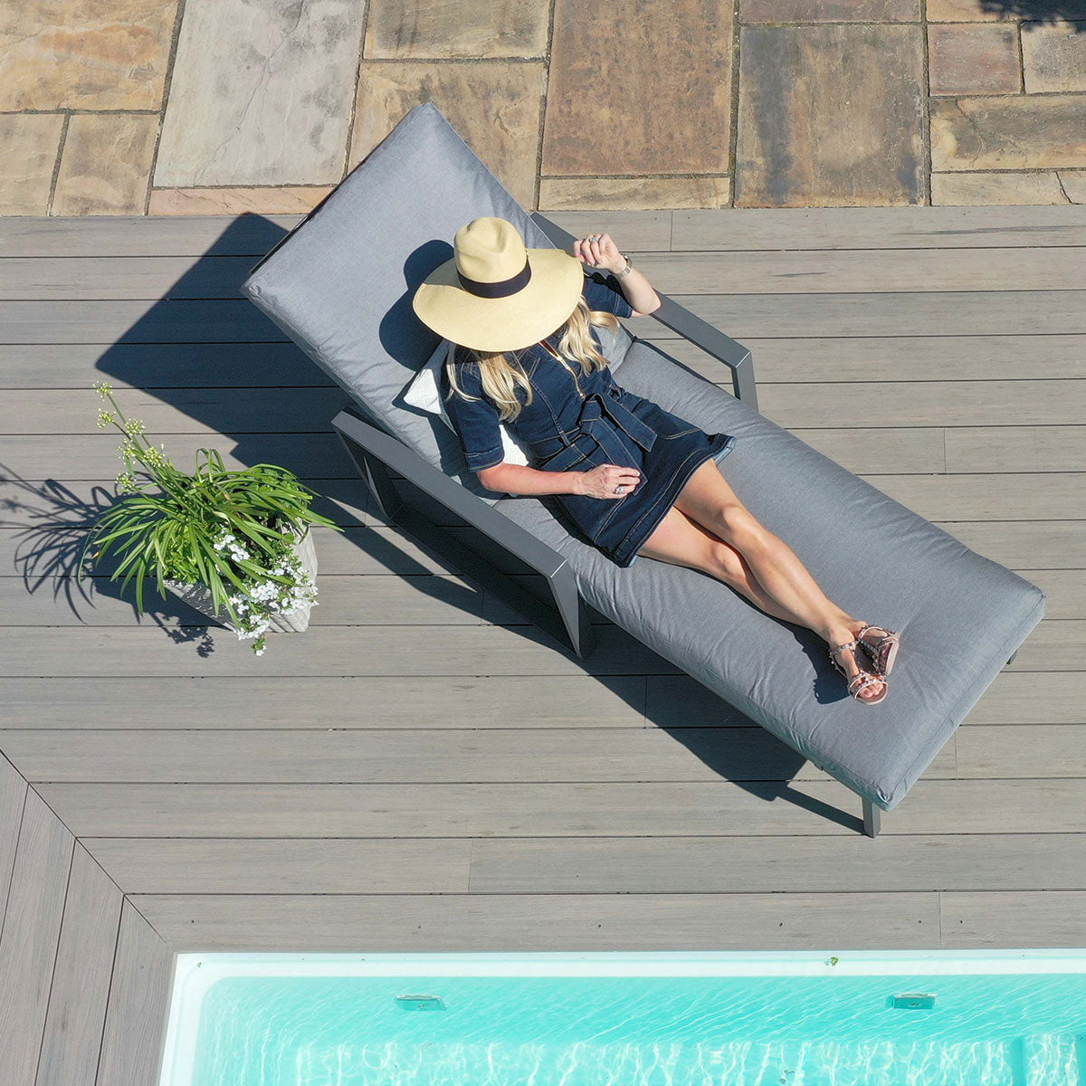 Amalfi Single Sunlounger in Grey