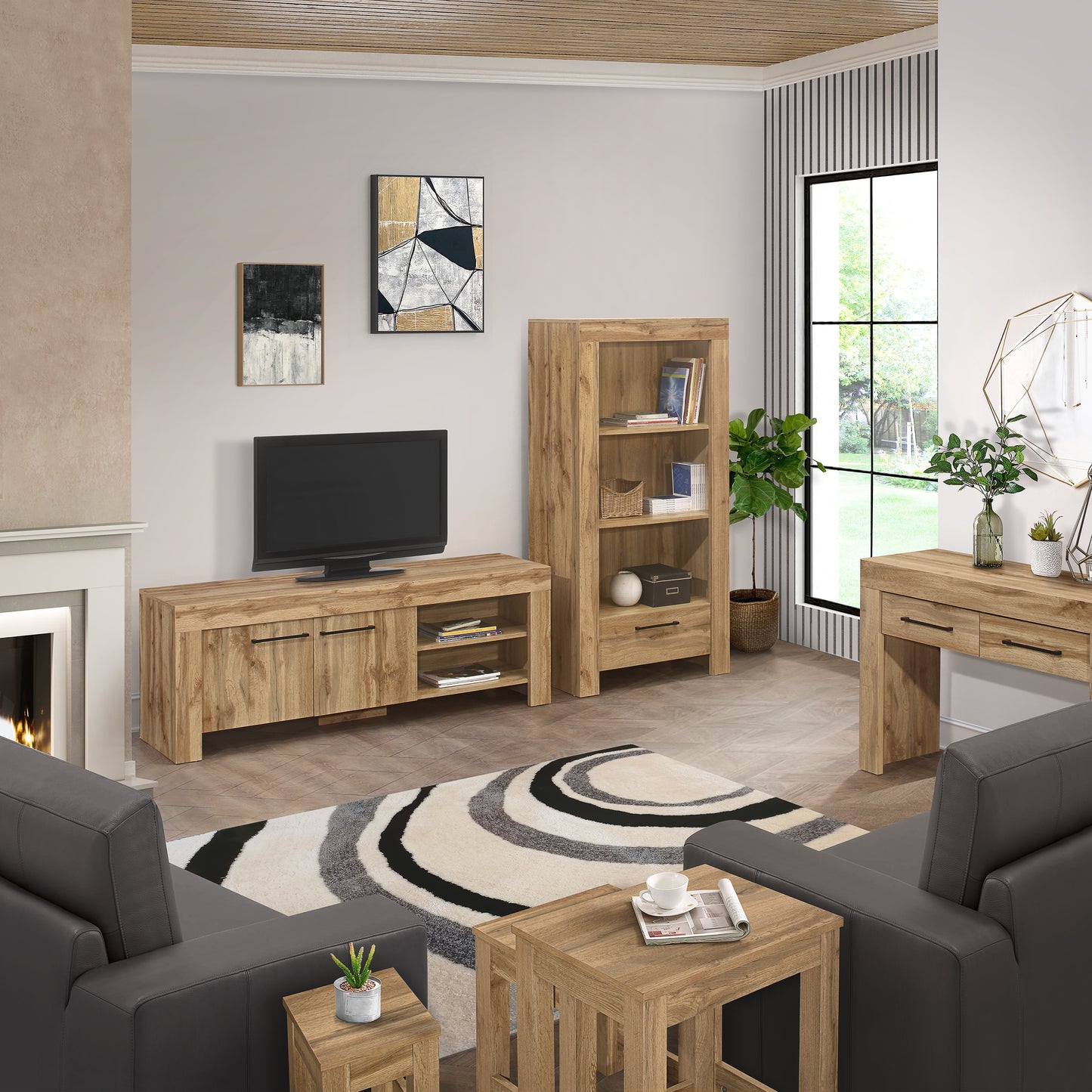 Compton Oak Bookcase - A Perfect Fusion of Tradition and Modernity