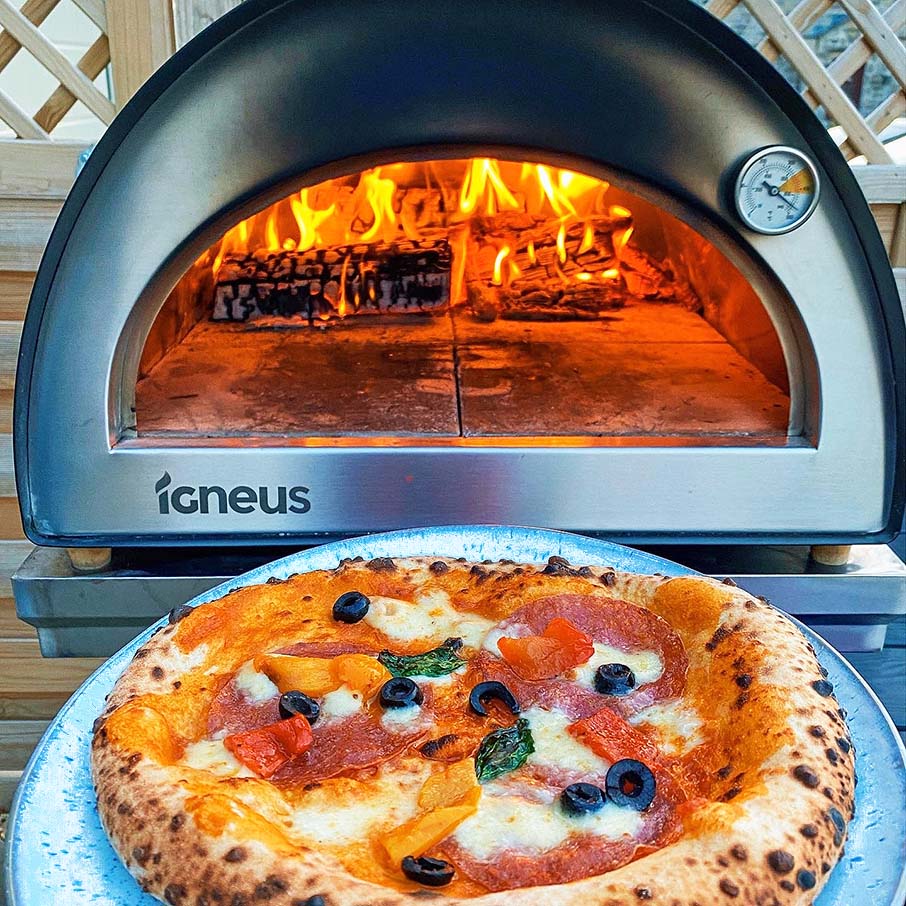 Ignite Classico Wood Fired Pizza Oven: Create Authentic Wood-Fired Pizzas at Home