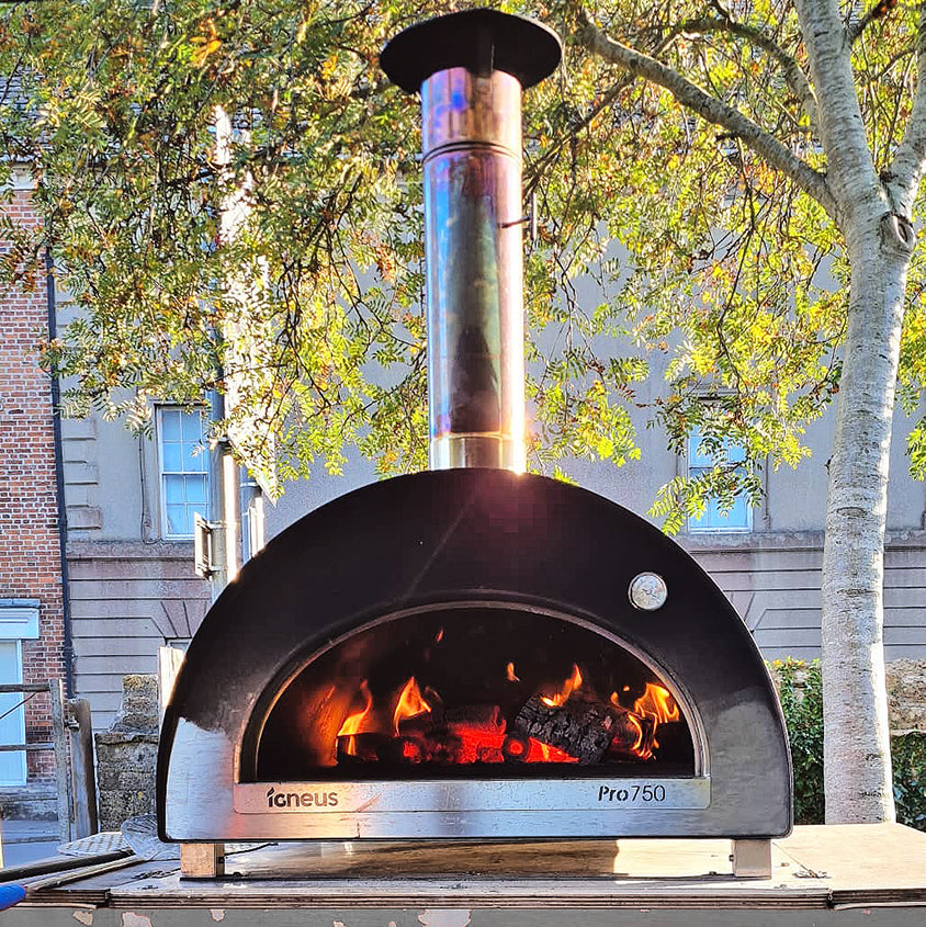 Igneus Pro 750 Pizza Oven: Elevate Your Outdoor Cooking Experience