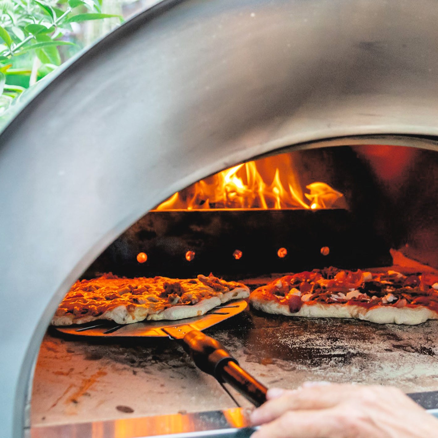 Igneus Pro 750 Pizza Oven: Elevate Your Outdoor Cooking Experience