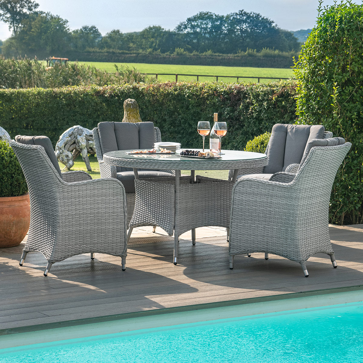 Ascot 4 Seat Round Dining Set in Grey