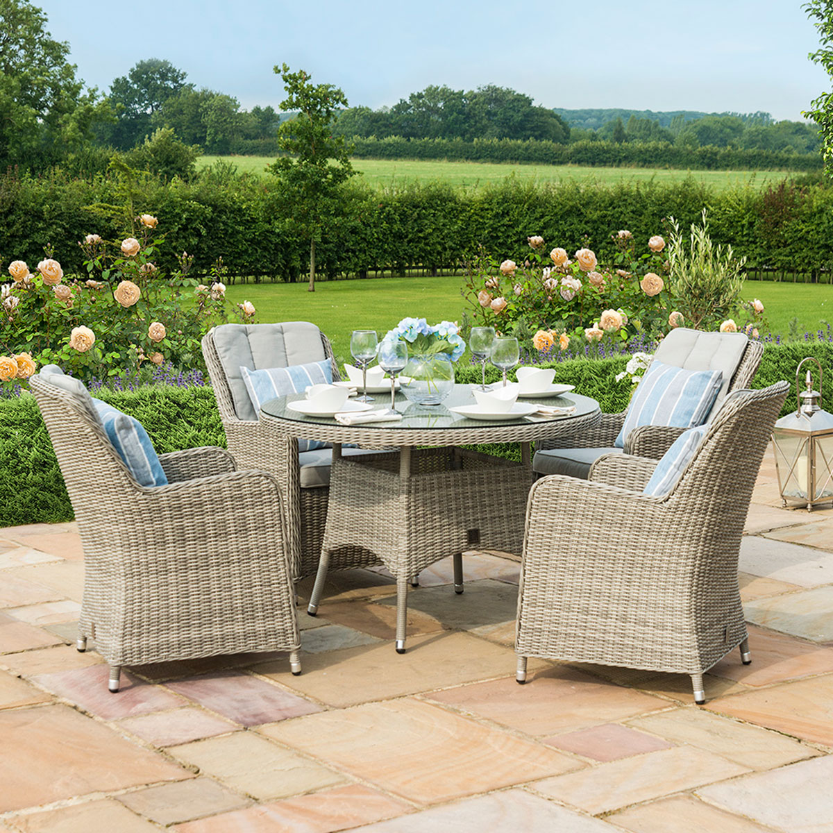 Oxford 4 Seat Round Dining Set with Venice Chairs in Light Grey