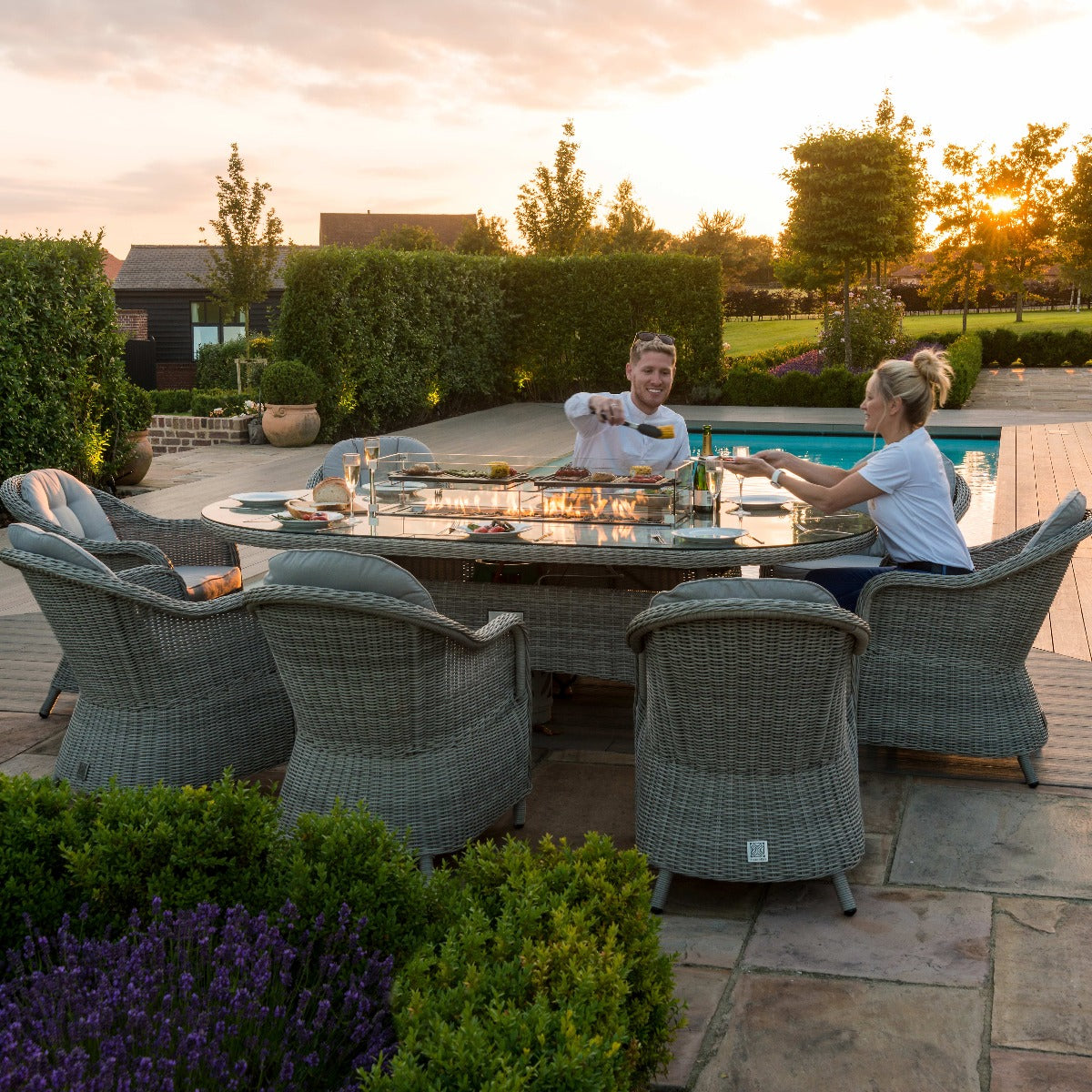 Oxford 8 Seat Oval Fire Pit Dining Set with Heritage Chairs in Light Grey