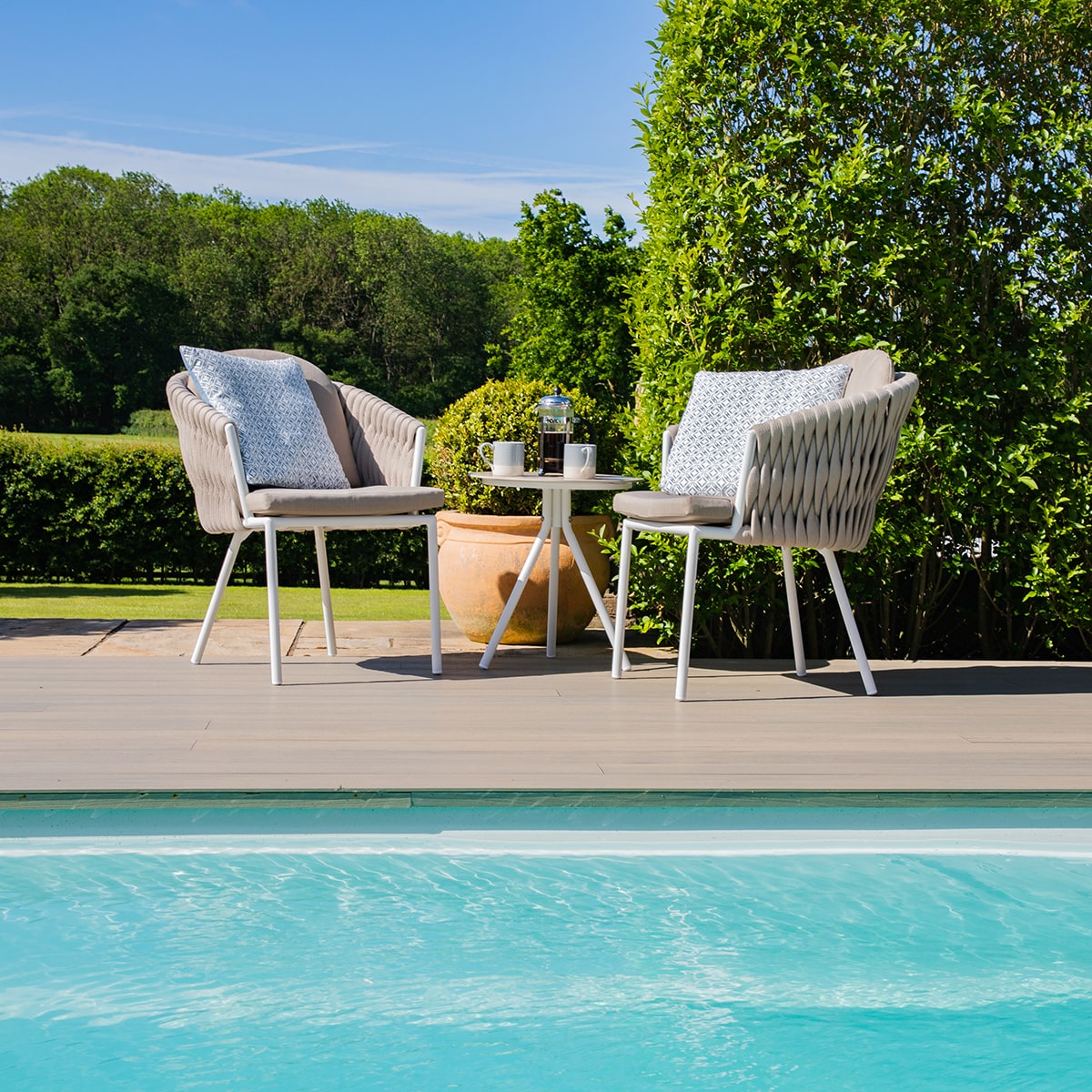 Marina Bistro Set in Sandstone