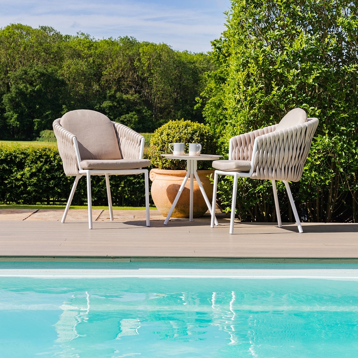 Marina Bistro Set in Sandstone