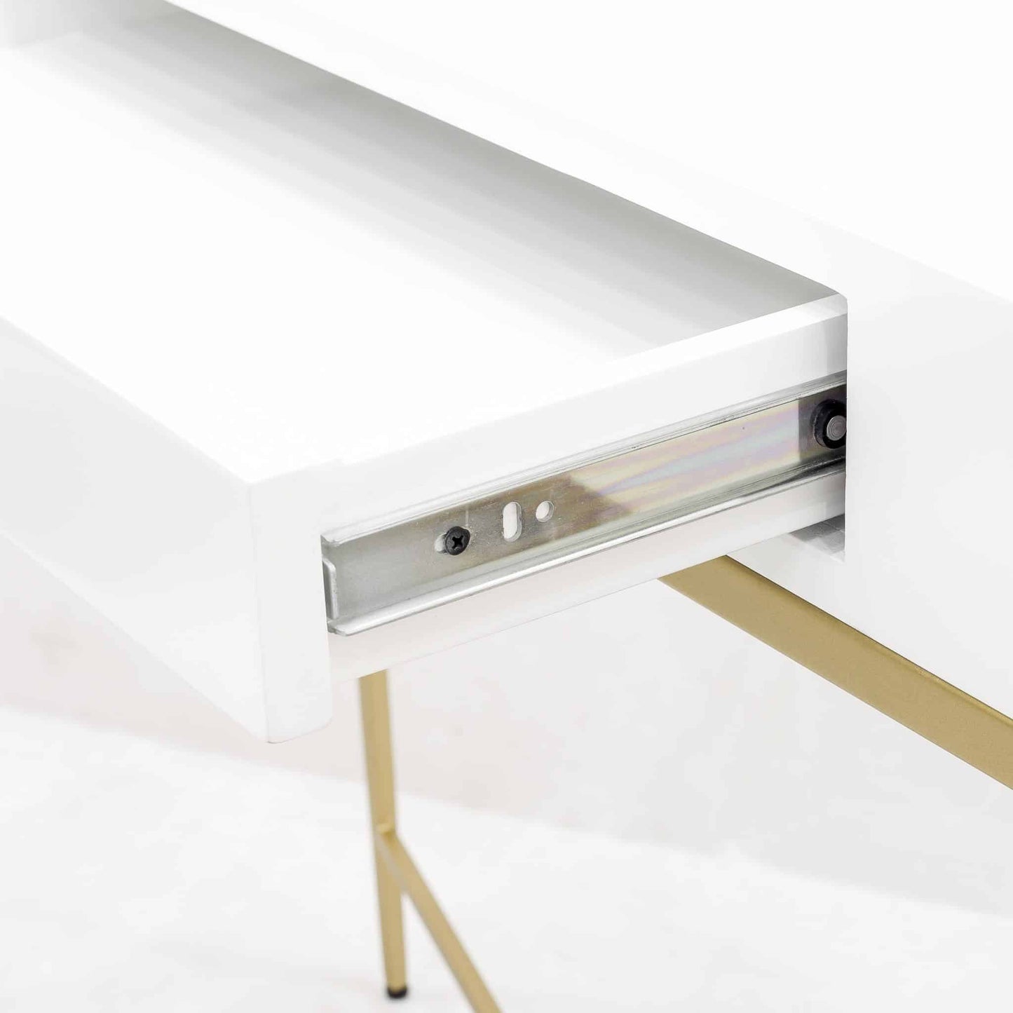 Berkeley Console in White