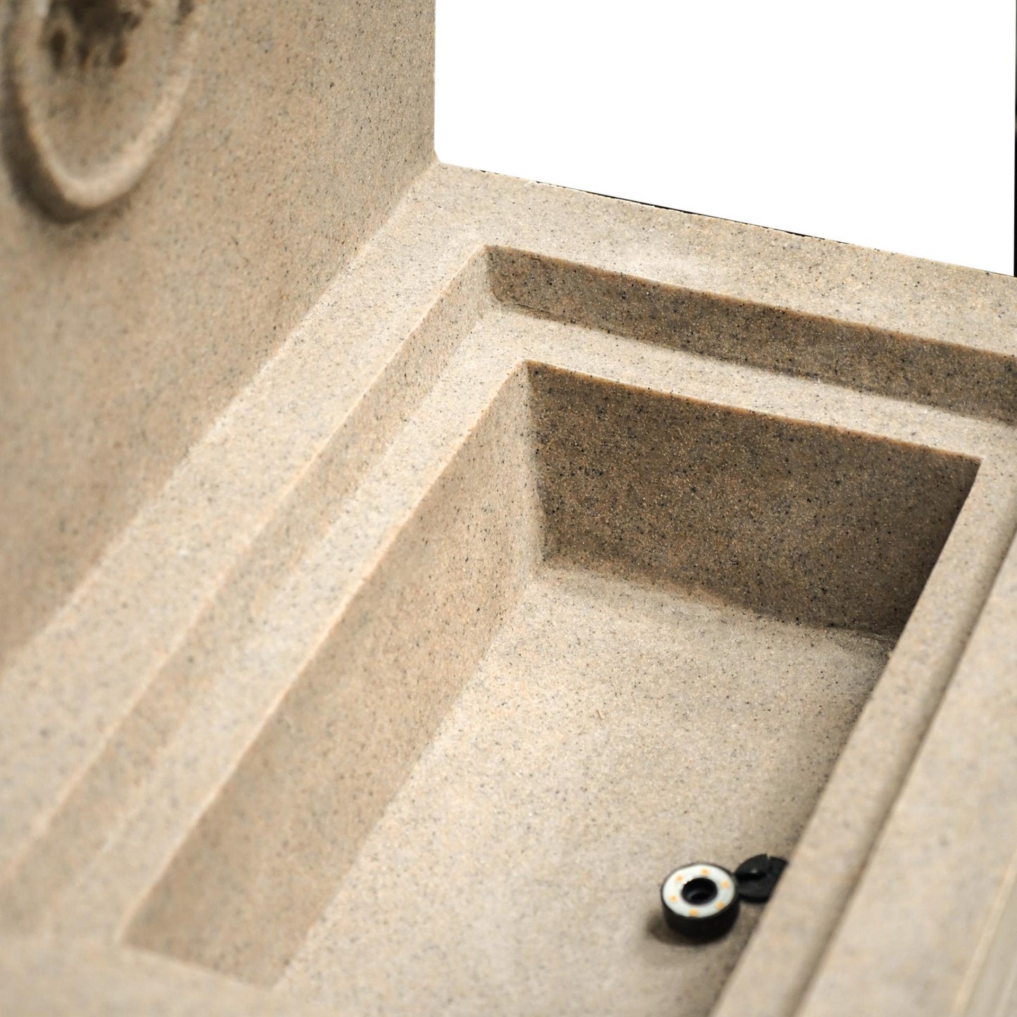 Outdoor Luxury Lion Water Feature Sandstone H78CM W59CM