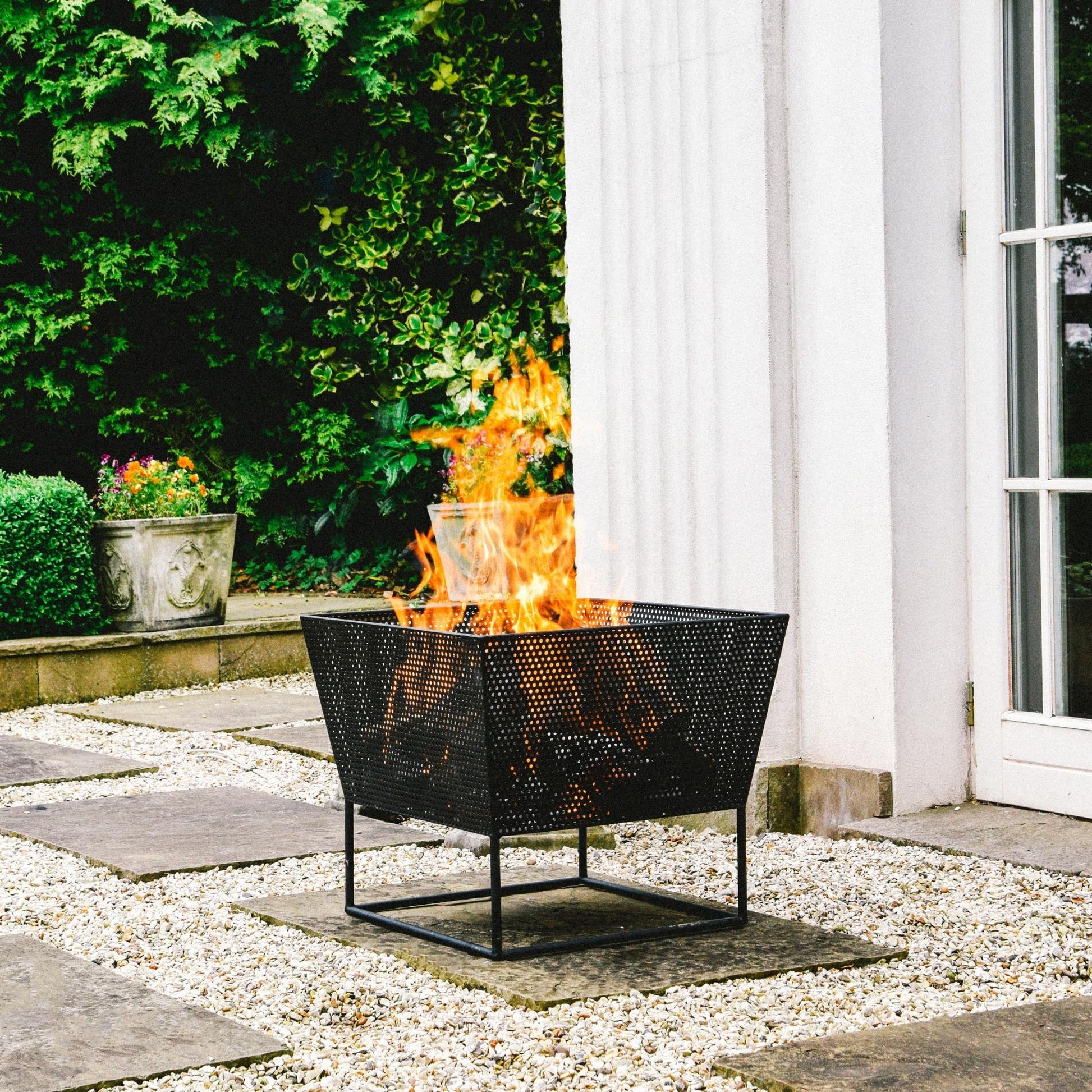 Outdoor Norfolk Fire Pit Black Iron H44.5Cm W52Cm