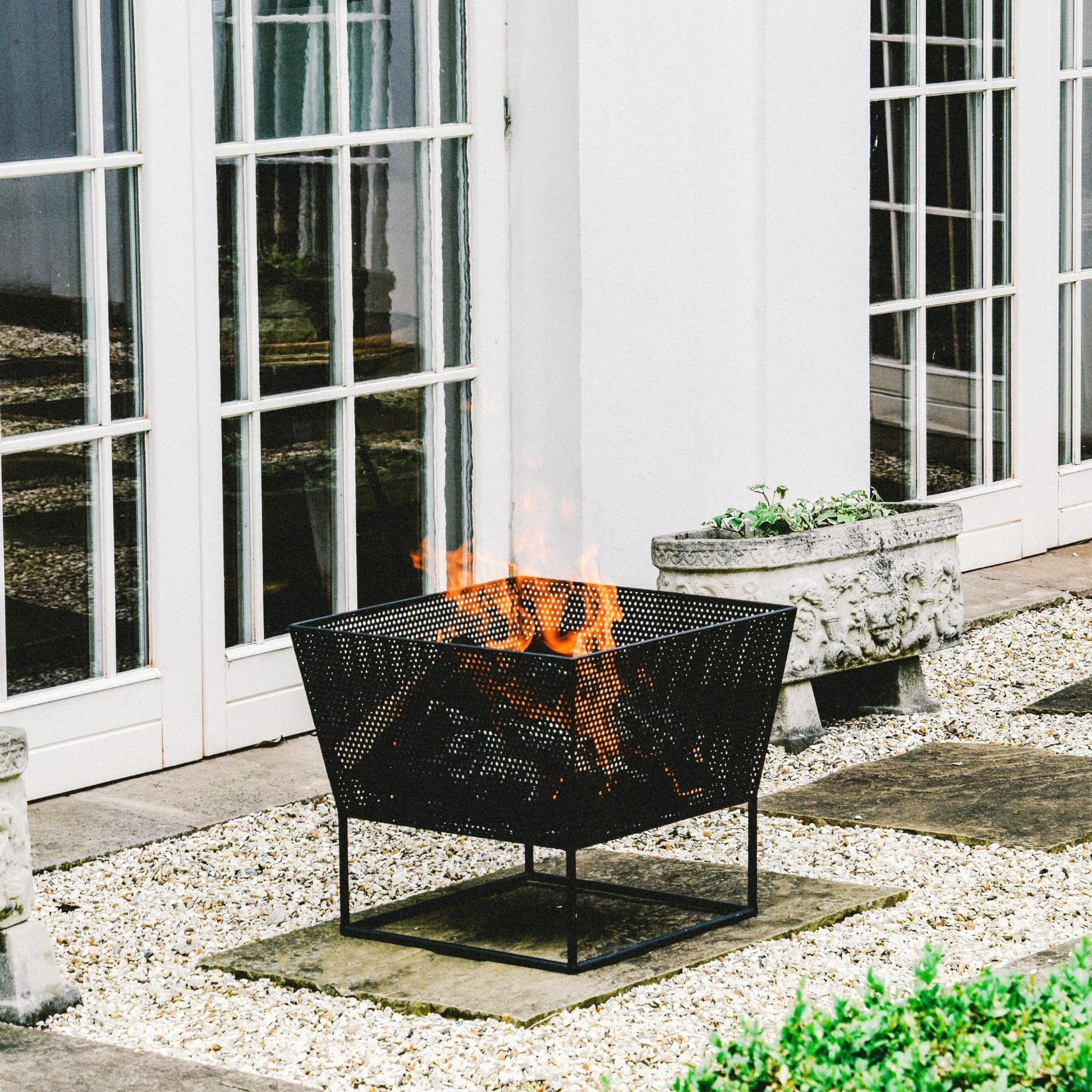 Outdoor Norfolk Fire Pit Black Iron H44.5Cm W52Cm