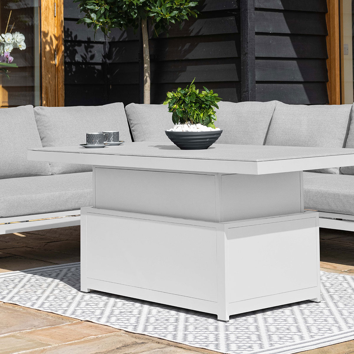 Oslo Large Corner Group with Rising Table in White