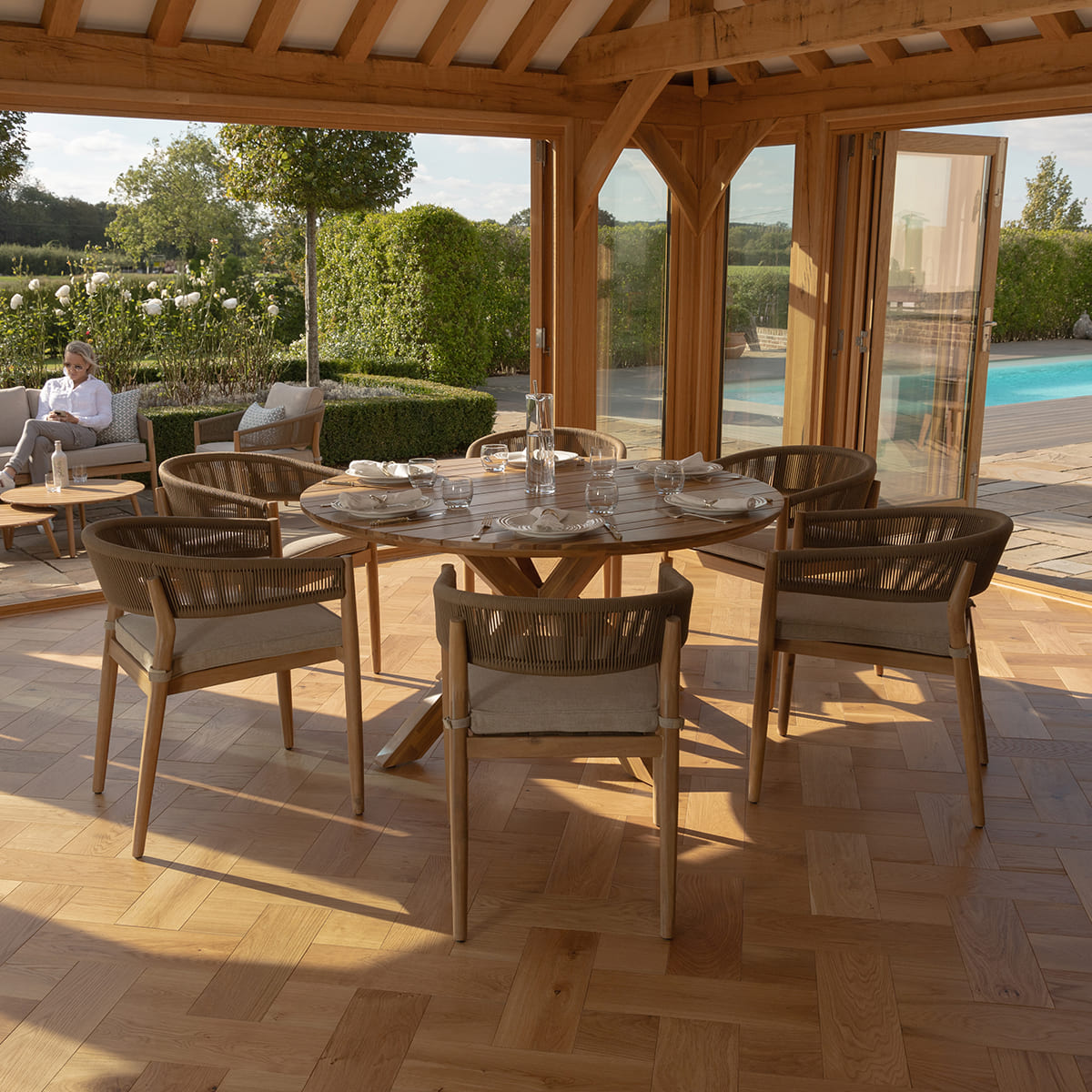 Porto 6 Seat Round Dining Set in Sandstone