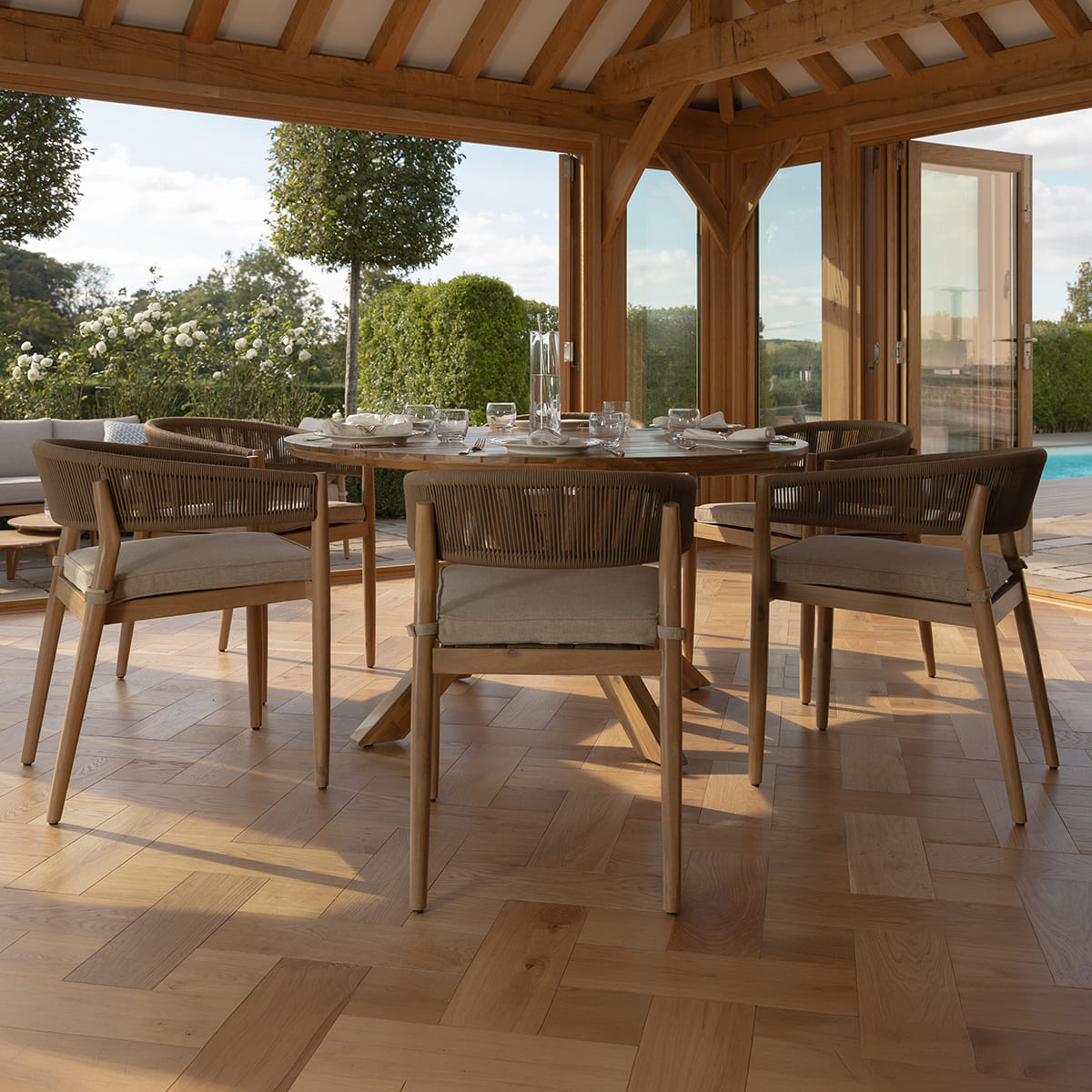 Porto 6 Seat Round Dining Set in Sandstone